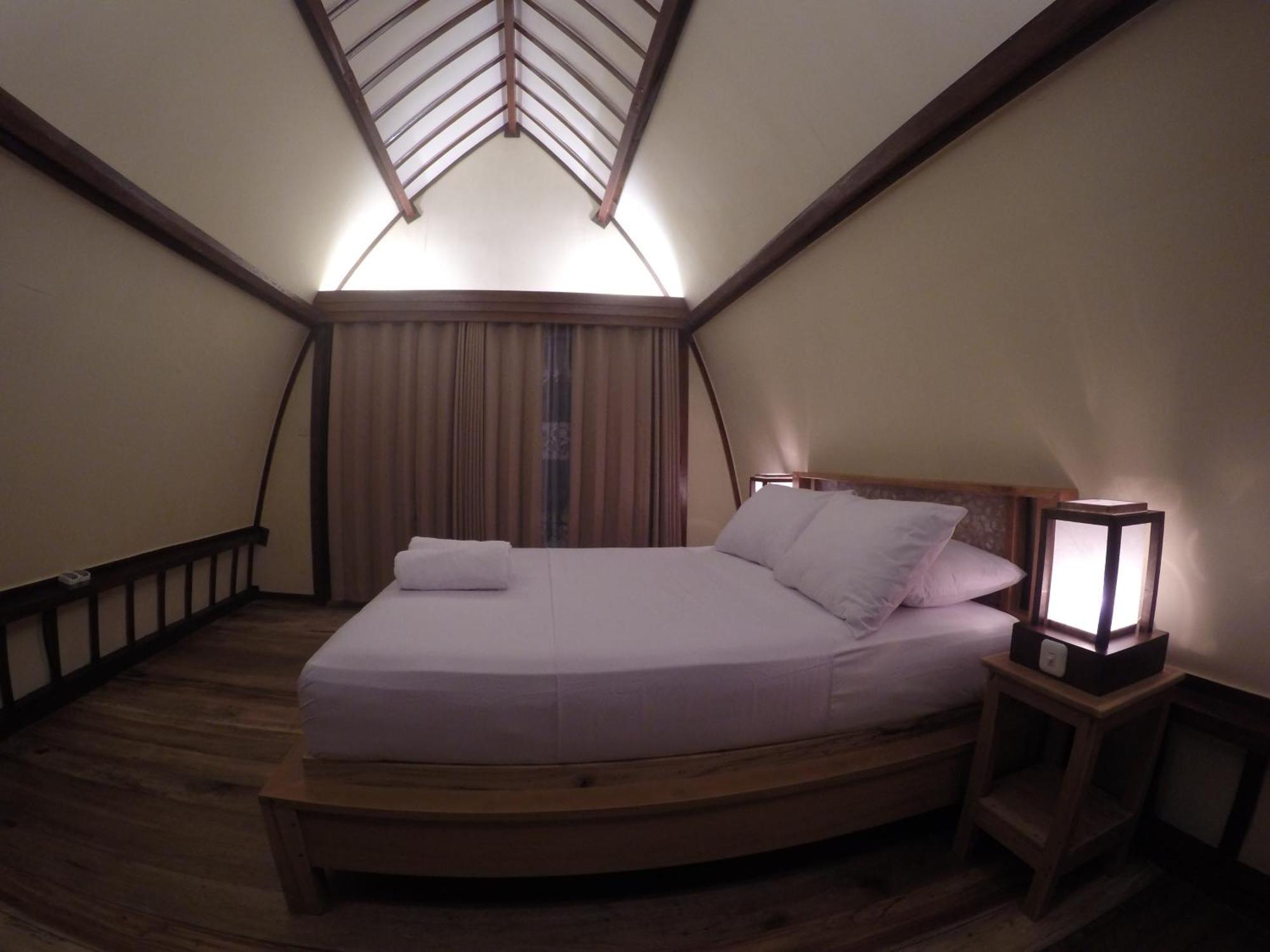 Island Beach Bungalow Gili Trawangan Room photo