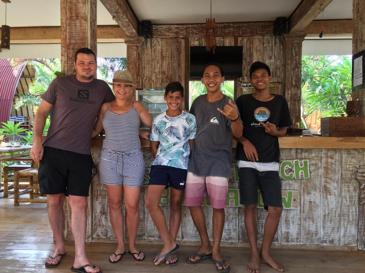 Island Beach Bungalow Gili Trawangan Exterior photo